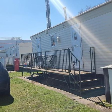 8 Berth Caravan Direct Beach Access Ingoldmells Exterior photo